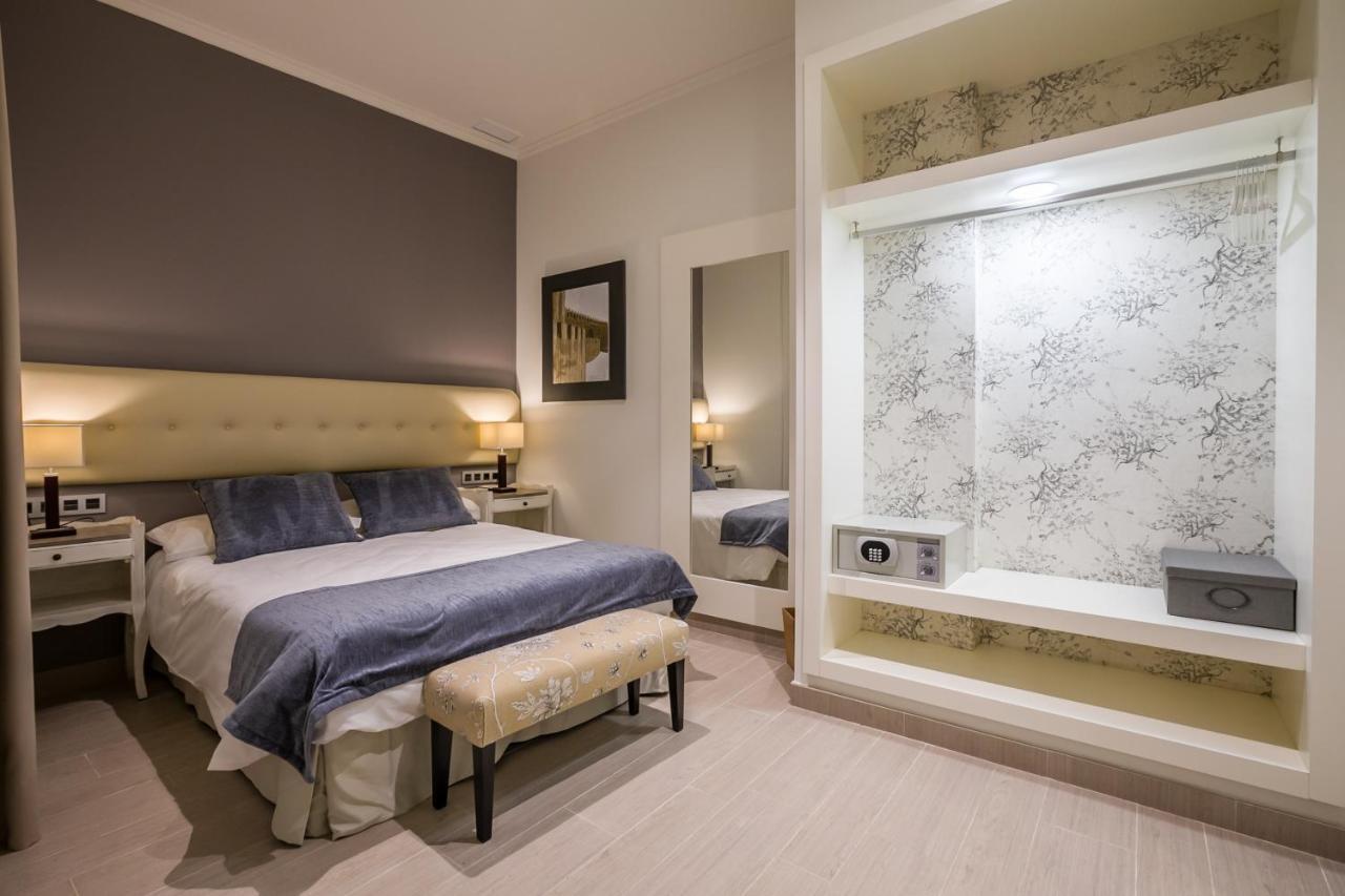 Welldone Cathedral Suites إشبيلية المظهر الخارجي الصورة