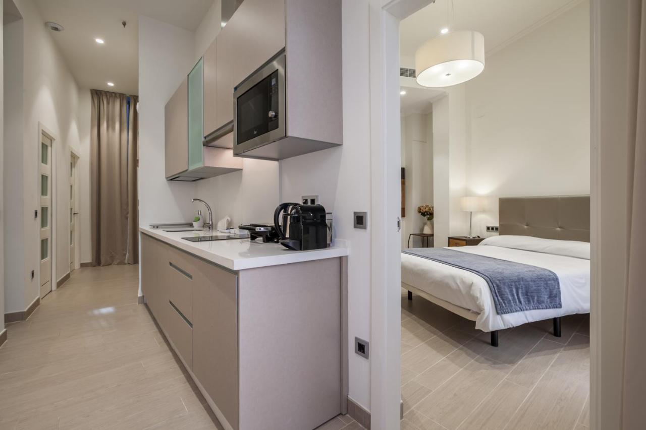 Welldone Cathedral Suites إشبيلية المظهر الخارجي الصورة
